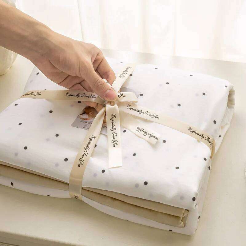 Minimalist Polka Dot Style Duvet Cover Four Piece Bedding Set Bed Sheet Fully Enclosed for Home H260312