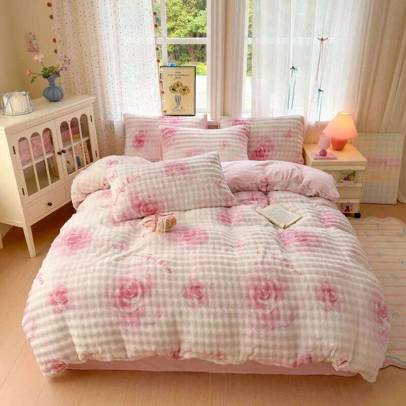 New simple printing bubble milk fleece four-piece set student dormitory cartoon thickened bed sheet quilt cover kit household H260312