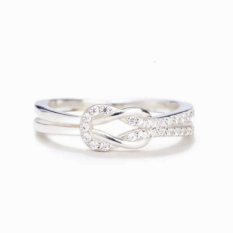 Huitan Creative Design New Women Finger Rings Silver Color Exquisite Cubic Zircon Accessories Good Quality Wedding Band Jewelry H260312
