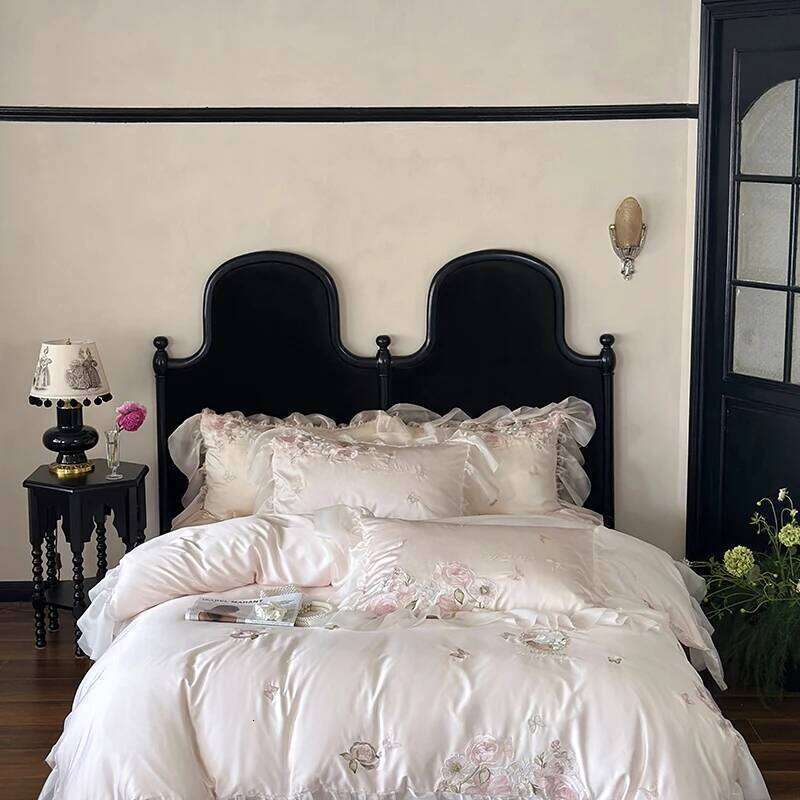 4Pcs Vintage French Lace Ruffles Flower Embroidery Lyocell Cotton Bedding Duvet Coves Set Bed Fitted Sheet Pillowcases H260312