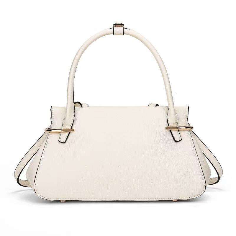 Design Commuter Handbag New Model Trapezoidal Shoulder Crossbody Bag Popular Style Tote Bag For Women