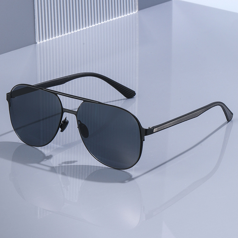 2026 New Fashion Toad-Shaped Large Frame Polarized Sunglasses for Men, Driving Sun Protection Glasses with a High-End Look