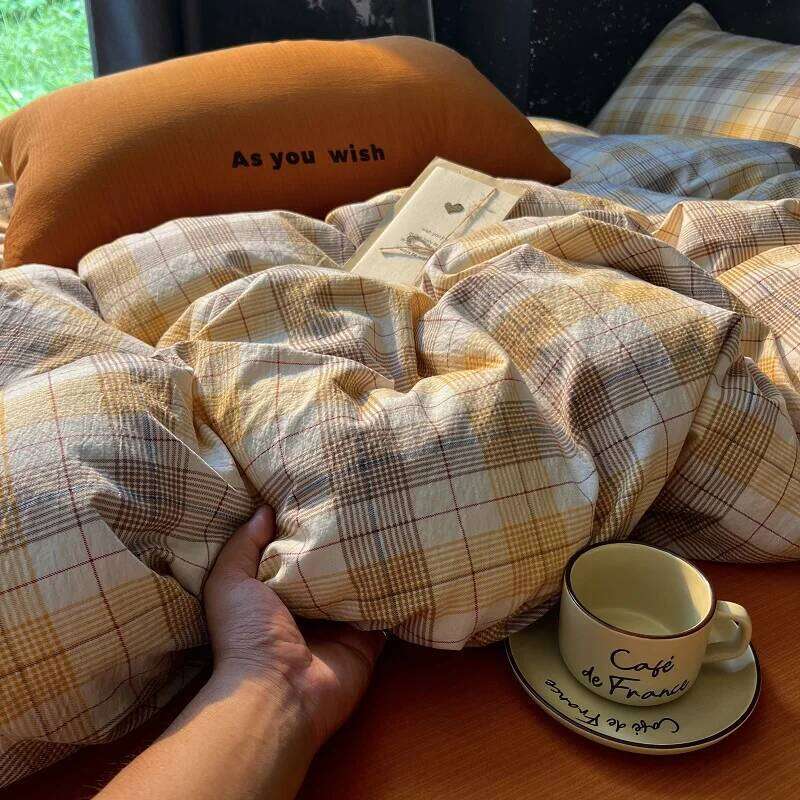 High Quality Beauty Bedding Plaid Duvet Cover Bed Sheet Set With Pillowcases Adult Dormitory Queen Size Winter Home Decor H260312