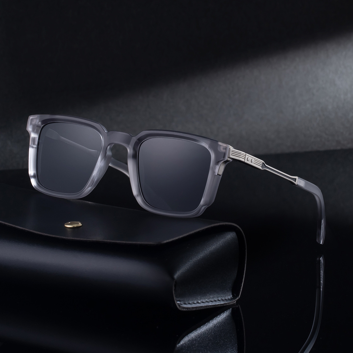 2026 New Fashion Square Polarized Unique Outdoor Trendy Sun Protection Sunglasses for Men,