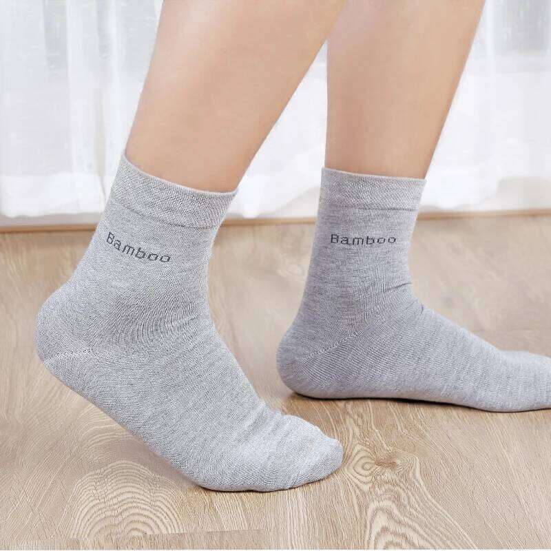 10 Pairs / Lot Bamboo Fiber Men Casual Business Anti-Bacterial Breatheable Men's Crew Socks High Quality Guarantee Sock Z260312