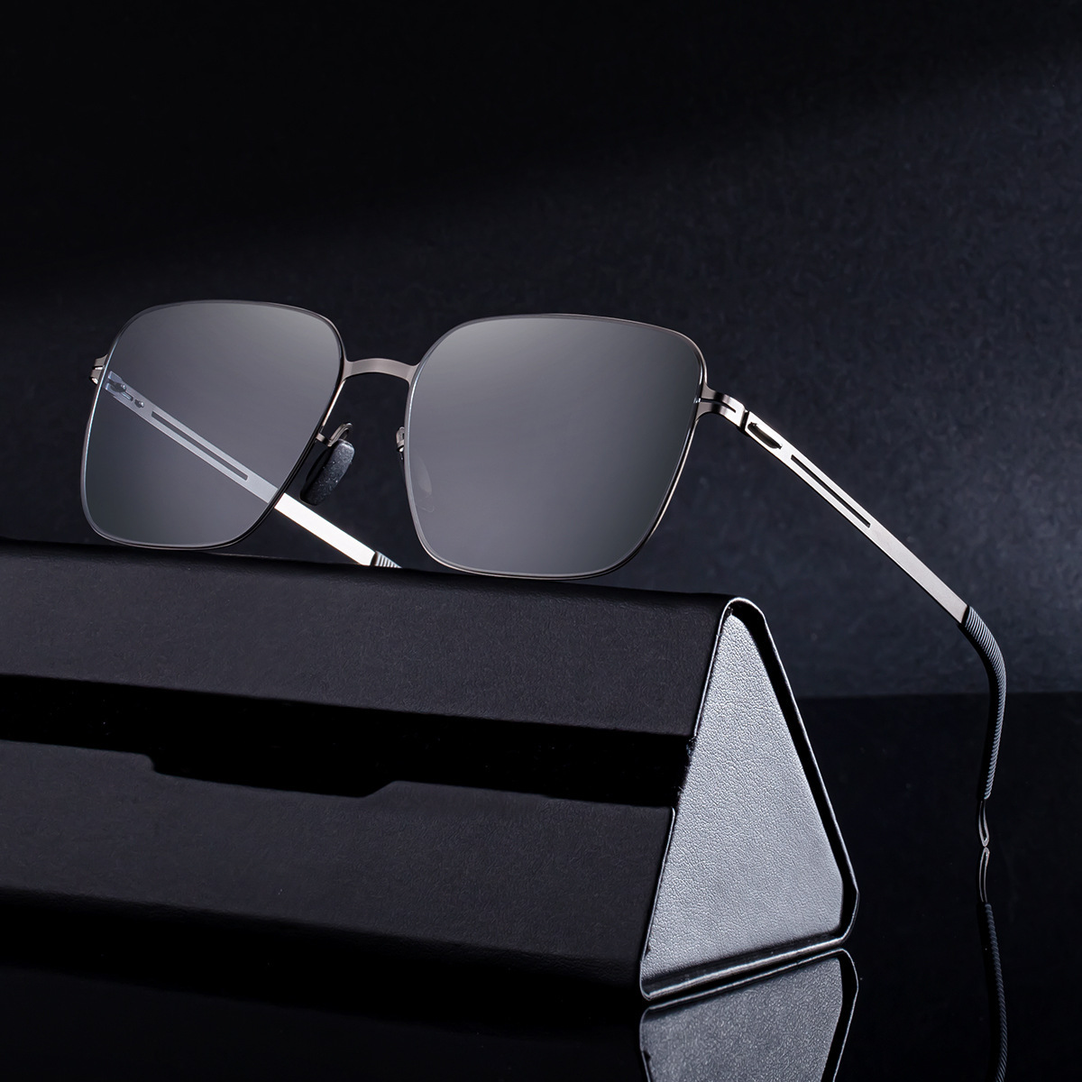 2026 New Fashion Square Frame Polarized Sunglasses for Men, Nylon Lenses, Outdoor Sun Protection Sunglasses,