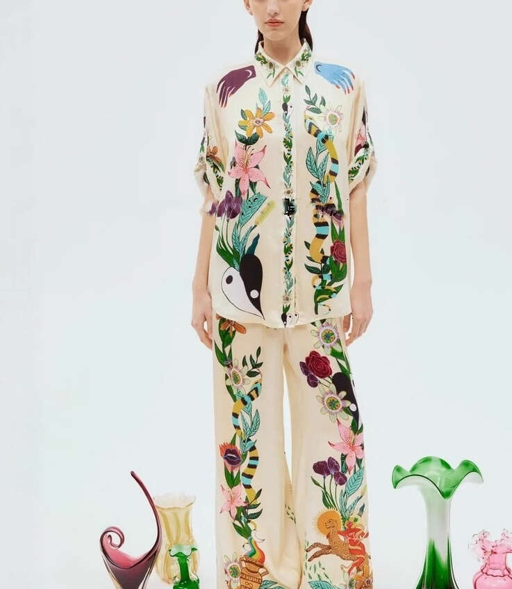 2026 new niche fashion personalized baking paint printed acetate satin shirt wide leg long a21 skirt set