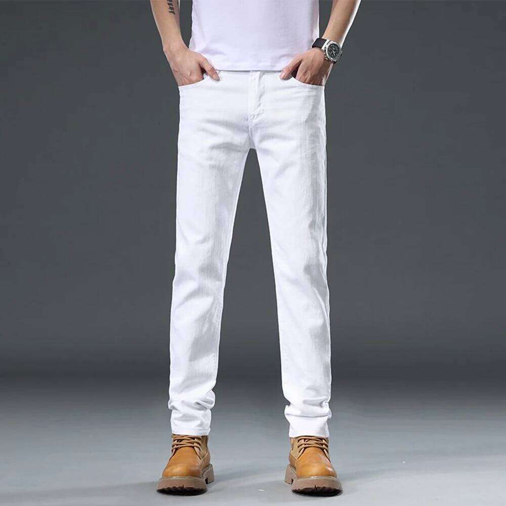 Autumn Men's White Slim Fit Straight Jeans Casual Stretch Denim Pants Comfortable Fashion Streetwear Male Brand Clothing 26Y0312