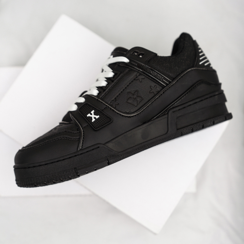 free shipping designer shoes for mens womens running shoes black white red grey Fashionable and versatile outdoor sneakers sports shoes