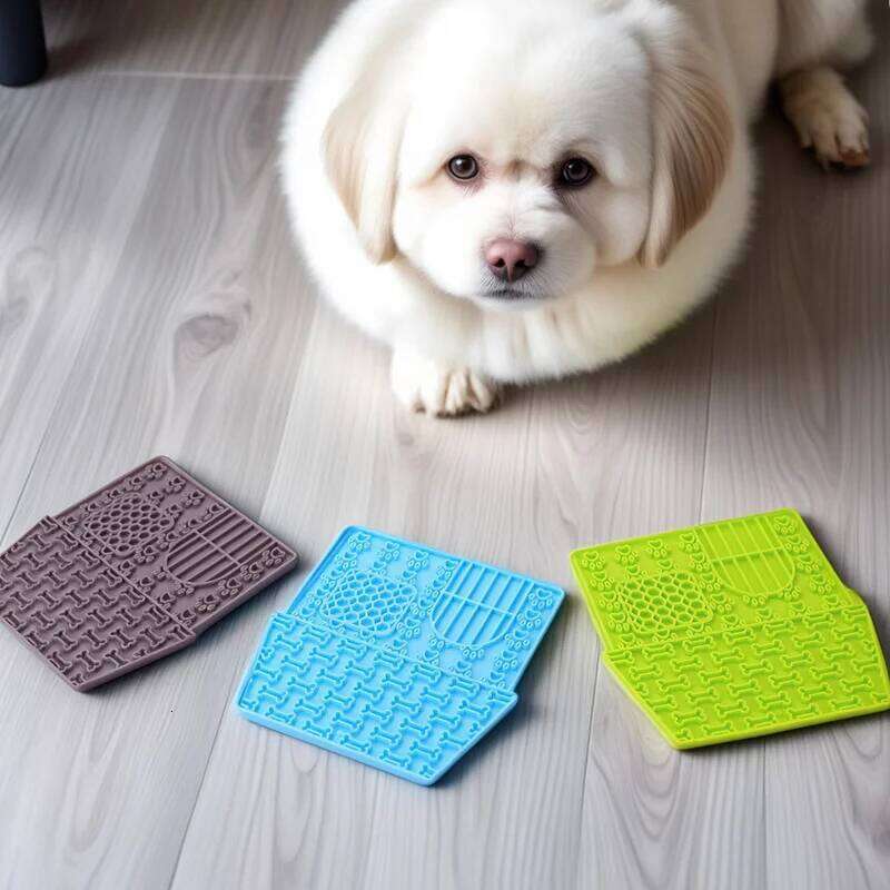 Pet Supplies Dog Licking Silicone Cat Slow Food Tableware Bowl Suction Cup Anti Choking ,Anti Overturning Healthy Meal Mat 26Y0312