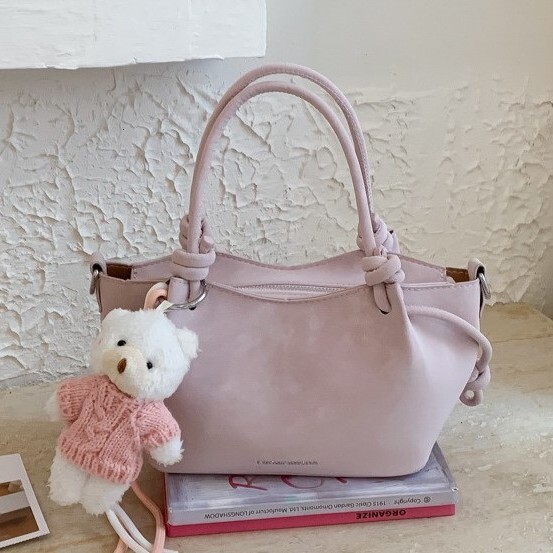 Elegant women's bucket shaped bag spring new retro casual commuting multifunctional shoulder bag crossbody bag handbag designer bag