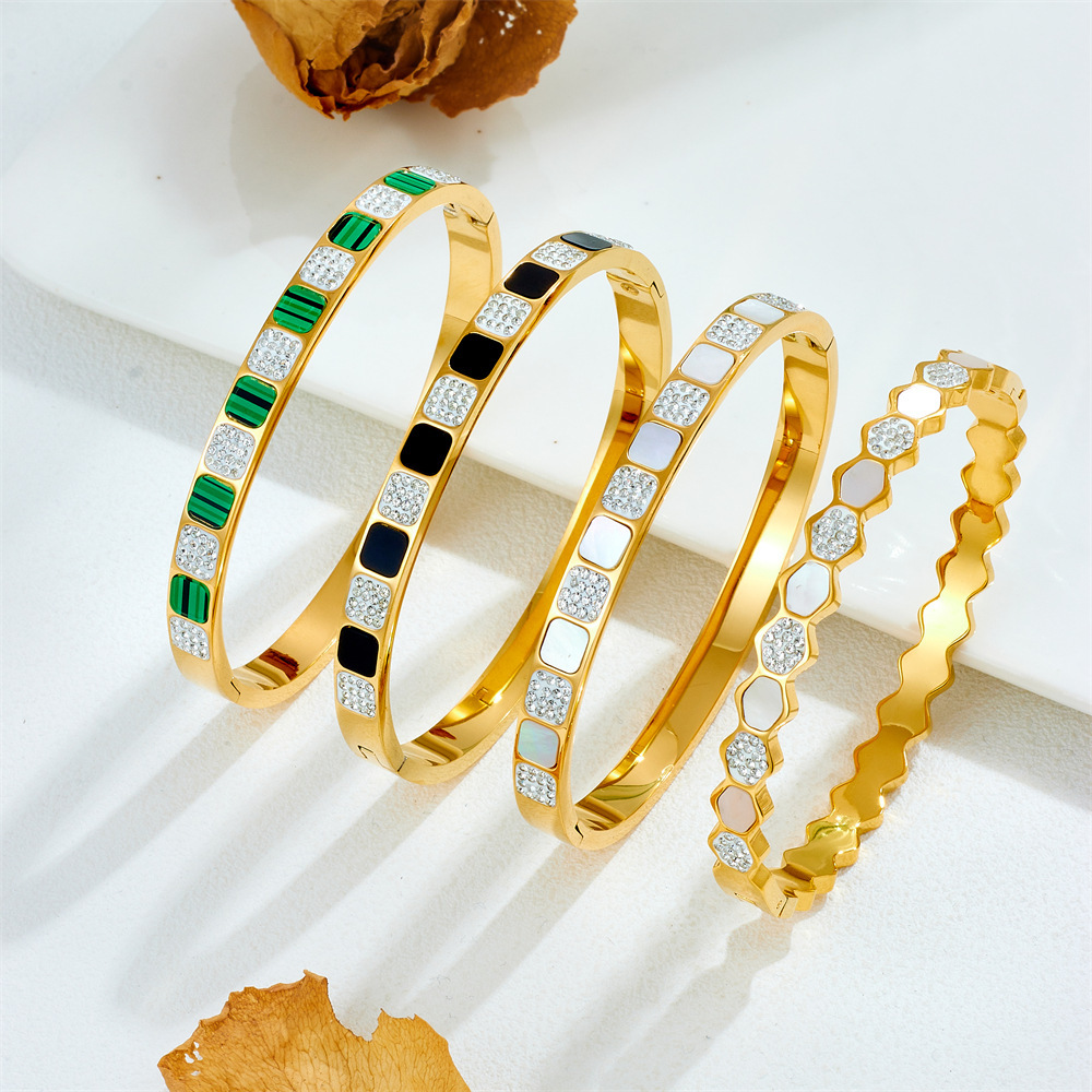 Luxury Brand Designer Jewelry Women Trendy Personality European And American Style Titanium Steel Bracelet Light Luxury Ins Style Jewelry Bracelet For