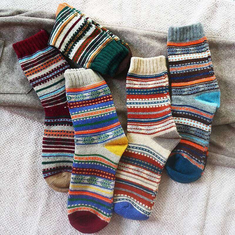 Winter New Men's Thick Warmth Harajuku Retro High Quality sStriped Fashion Wool Casual Socks 5 Pair Z260312