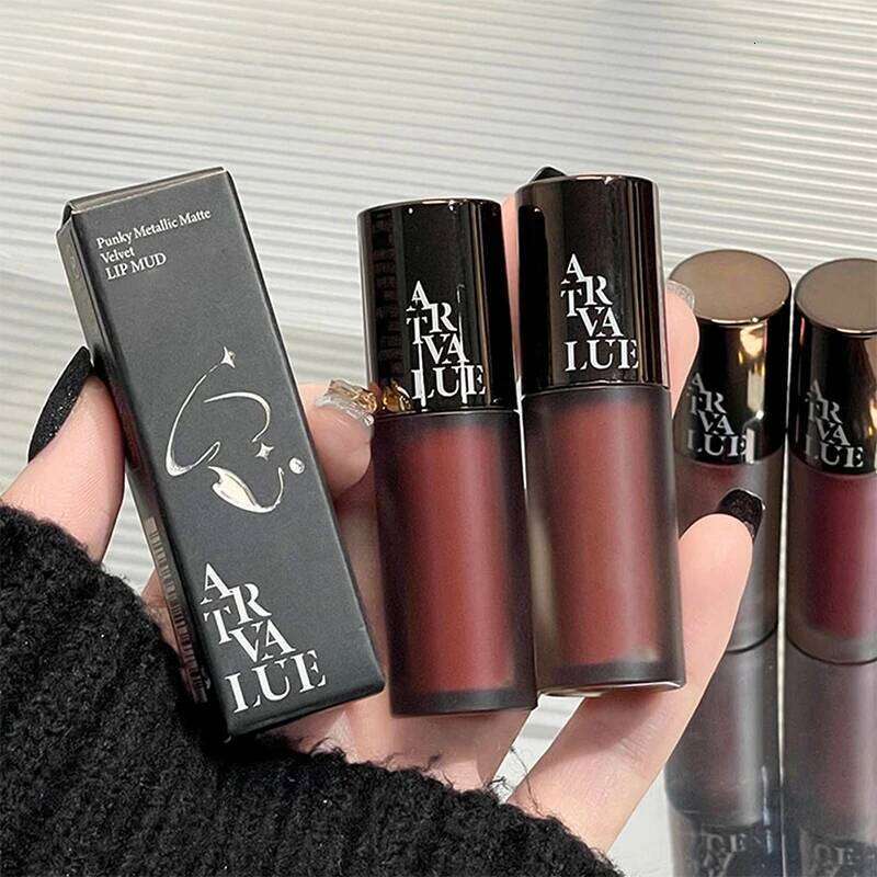 Punk metal matte velvet Mud Soft mist white lip glaze Pseudo plain Everything with Girlie Grey powder W260311