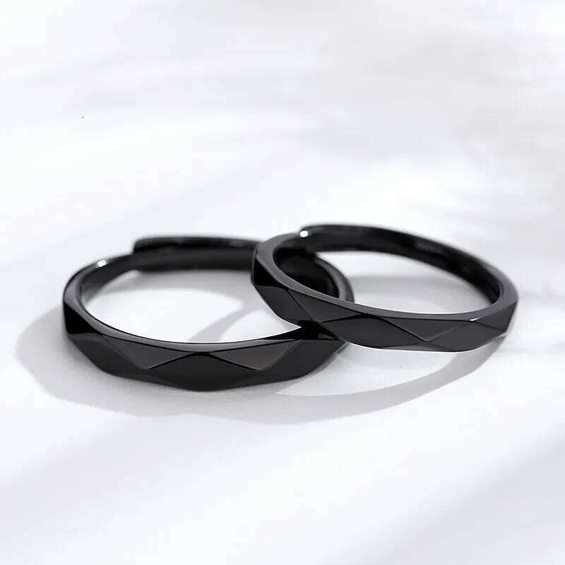 Fashion Black White Ring Geometric Irregularities Smooth Couple Adjustable Rings Simplicity Student Party Jewelry W260311