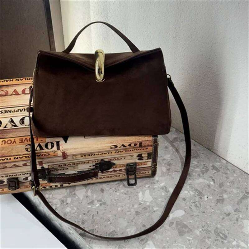 New Luxury Designer Women's Suede Tote Bag Fashionable Underarm Shoulder Crossbody Handbag For Ladies Elegant