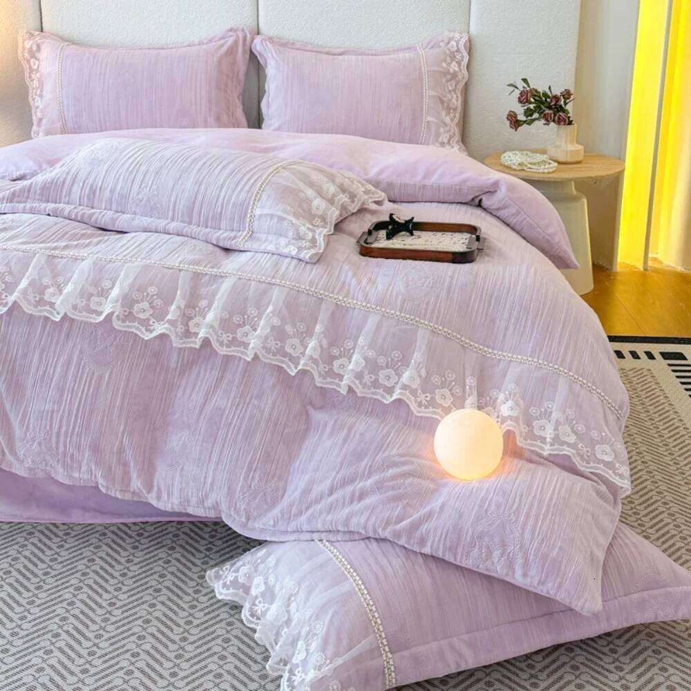 Carved Milk Velvet Bedding Thickened Coral Fleece Winter Warm Four-Piece Set Bedroom Decor Duvet Cover Pillowcase Bed Sheet H260312