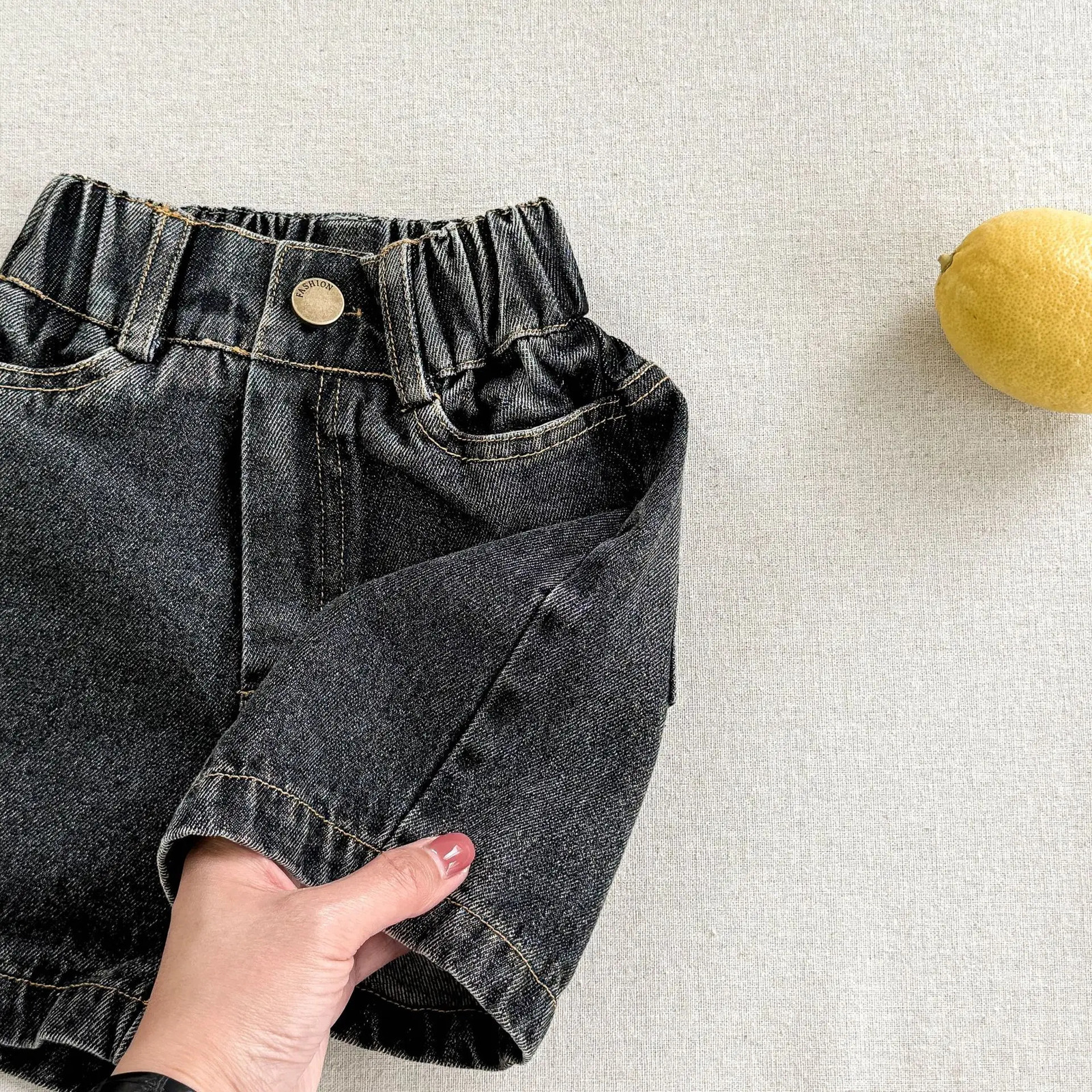 Summer Girls Denim Shorts Solid Color Boys Jeans For Children Clothes Fashion Kids Baby Casual Pants 260311
