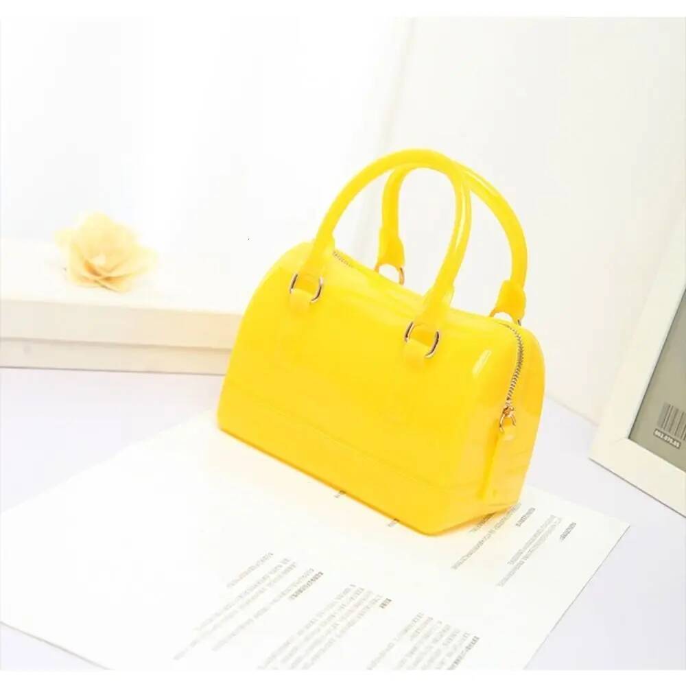 Portable PVC Jelly Crossbody Bags Waterproof Candy Transparent Shoulder Handbag Women's Bucket Bag