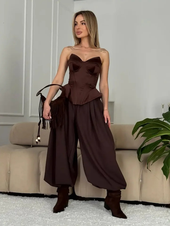 Lady Elegant Fishbone Strapless Short Top Women Sexy Sleeveless Off-shoulder Backless Waist Cinching Blouse Vacation Party Tops 260306