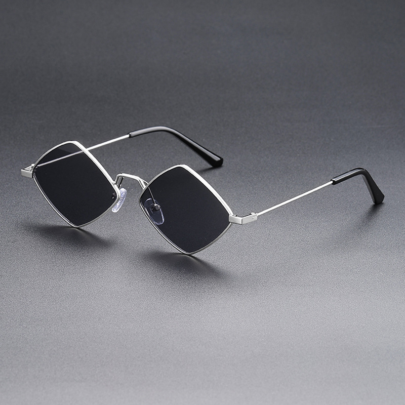 Foreign Trade New Retro Diamond-Shaped Men Trendy Personality Metal Irregular Sunglasses for Women