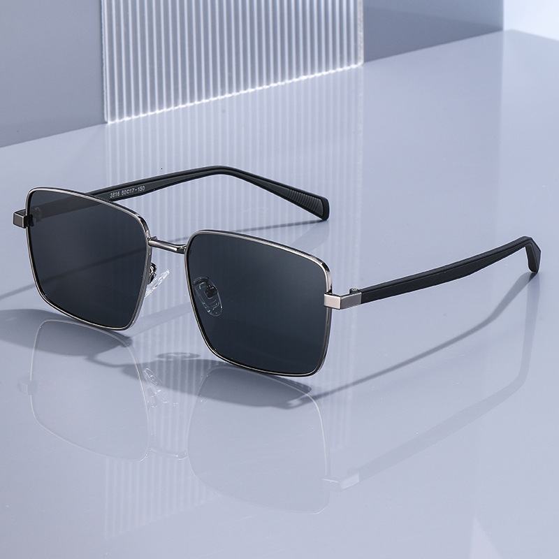 2026 New Men's Fashion Square Frame Simple Driving Sunglasses Polarized Glasses for Fishing