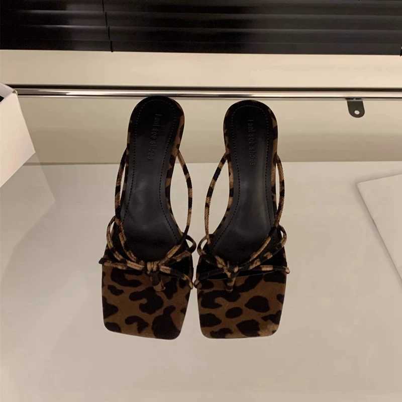 SUOJIALUN Summer New Women Slipper Fashion Narrow Band Ladies Elegant Sandal High Weadge Heel Outdoor Elegant Slides K260312