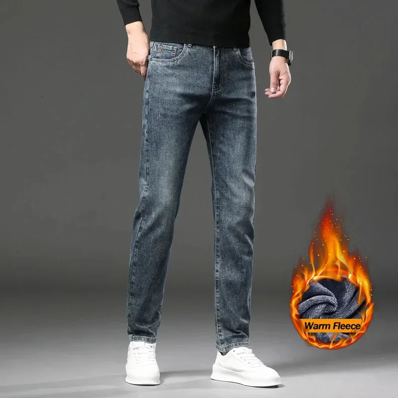 Winter Fleece Lined Warm Mens Jeans Slim Straight Korean Velvet Denim Pants Retro Soft Thick Casual Trousers Daily Outdoor Wear 260228