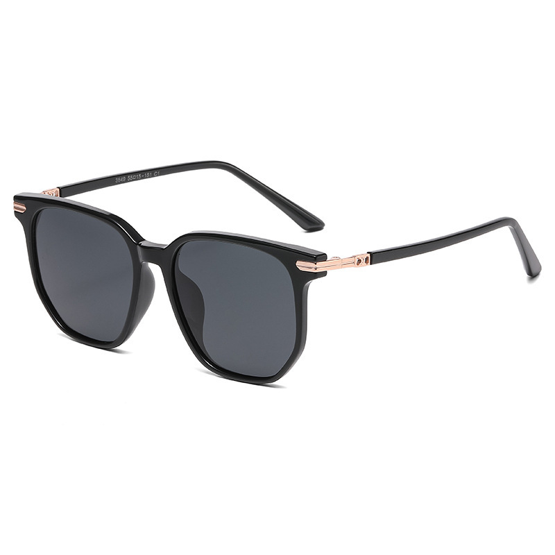 Polarized sunglasses women, trendy ultra-light TR90 sunglasses, women's model 2026, new fashion square frame, specifically for outdoor