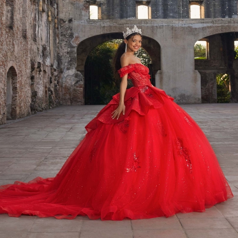 Red Ball Gown Quinceanera Dresses 2026 Applique Lace Beading Crystal Bow Tull Corset Off Shoulder Sweet 16 Dress Years Vestidos De 15 Anos