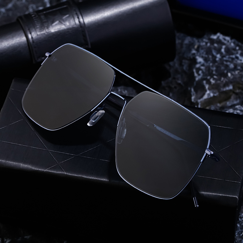2026 New Fashion Square Polarized Men, High-end Metal Frame Sun Protection Sunglasses for Men Wholesale