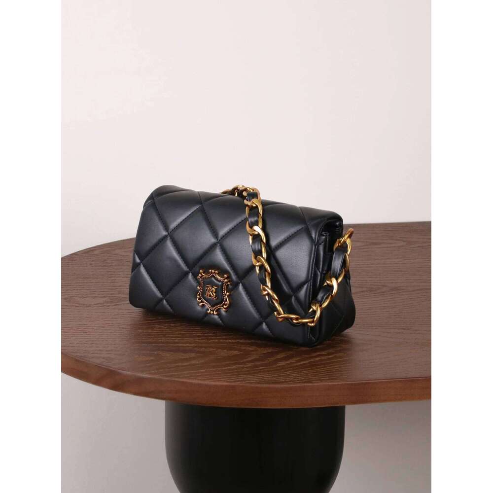 New Luxury Champagne Fashion Temperament Ladies Shoulder High Sense Soft Leather Rhombic Embroidered Commuter Chain Bag Joke