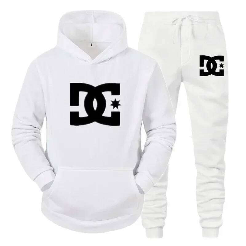 Men's Two-Piece Sports Shirt Casual Pants Set, Combining Fashionable Fitness Sports, New Autumn And Winter Styles