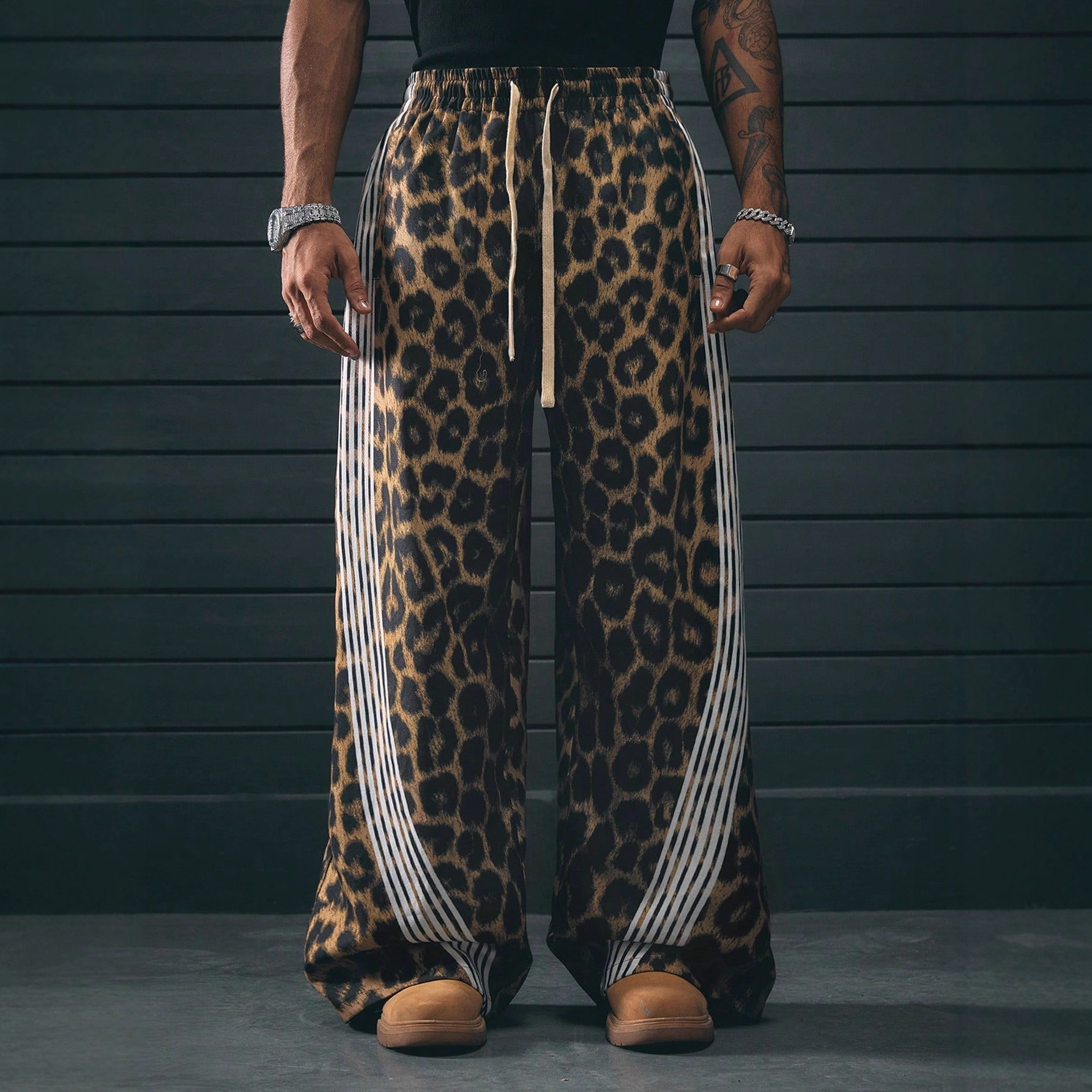 Luxury Brand Designer Clothes European And American Style Leopard Print Casual Pants 2025 New Leopard Pattern Men's Fashion Versatile Breathable 