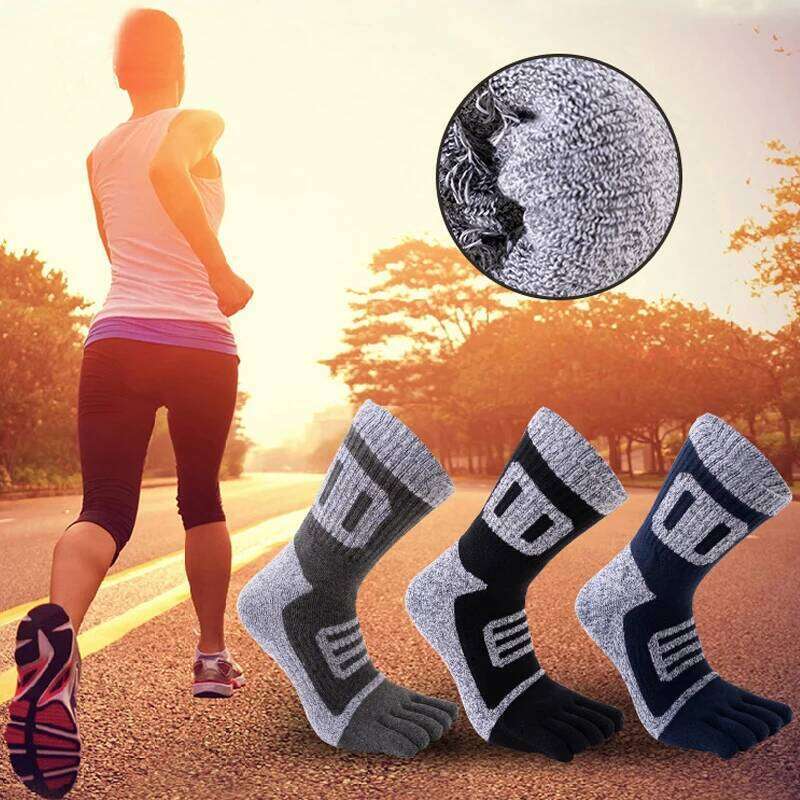Winter Mans Sport Toe Terry Cotton Thick Thermal Keep Warm Compression Fitness Outdoor Bike Run Five Finger Short Socks Z260312