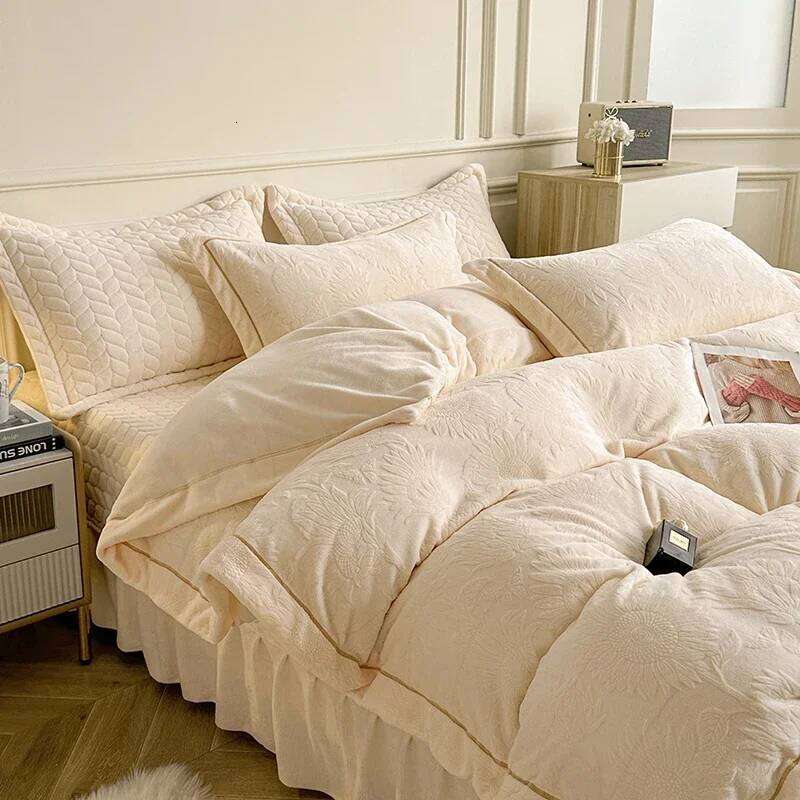 2024 new milk fleece three-dimensional carved padded bed cover four-piece set fluffy and breathable H260312