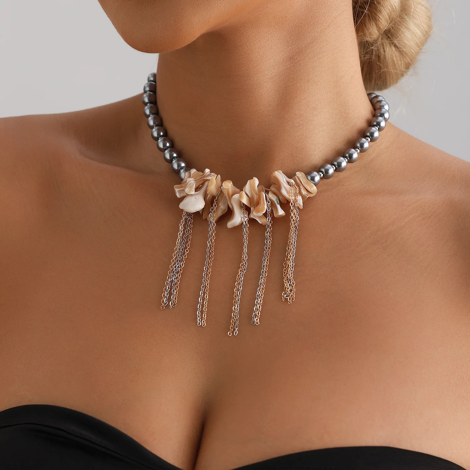 Fashion Trend Accessories Gothic Vintage Love Collarbone Chain Instagram Niche Personality Hip Hop Thorn Necklace for Women 260304