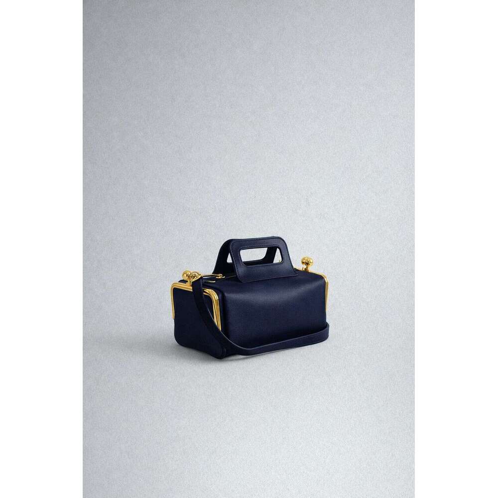 Women 2026 Design Black Leather Shoulder Fashionable Zipper Crossbody Bag Light Luxury Vintage Clip Handbag For Women