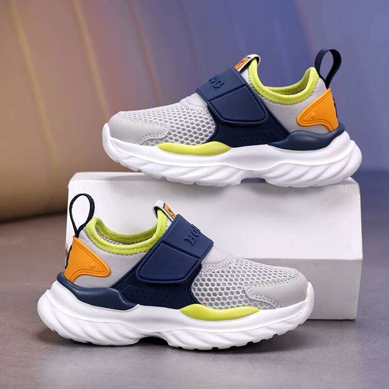 Kids Sneakers New Breathable Mesh Flat Lightweight Resilient Outdoor Anti Slip Fashionable Casual Running Shoe for Children H260312