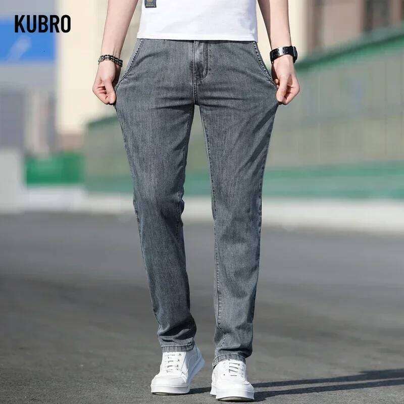 KUBRO Summer New Men's Loose Gray Jeans Fashion Casual Stretch Straight-leg Denim Pants Male Light Blue Brand 26Y0312