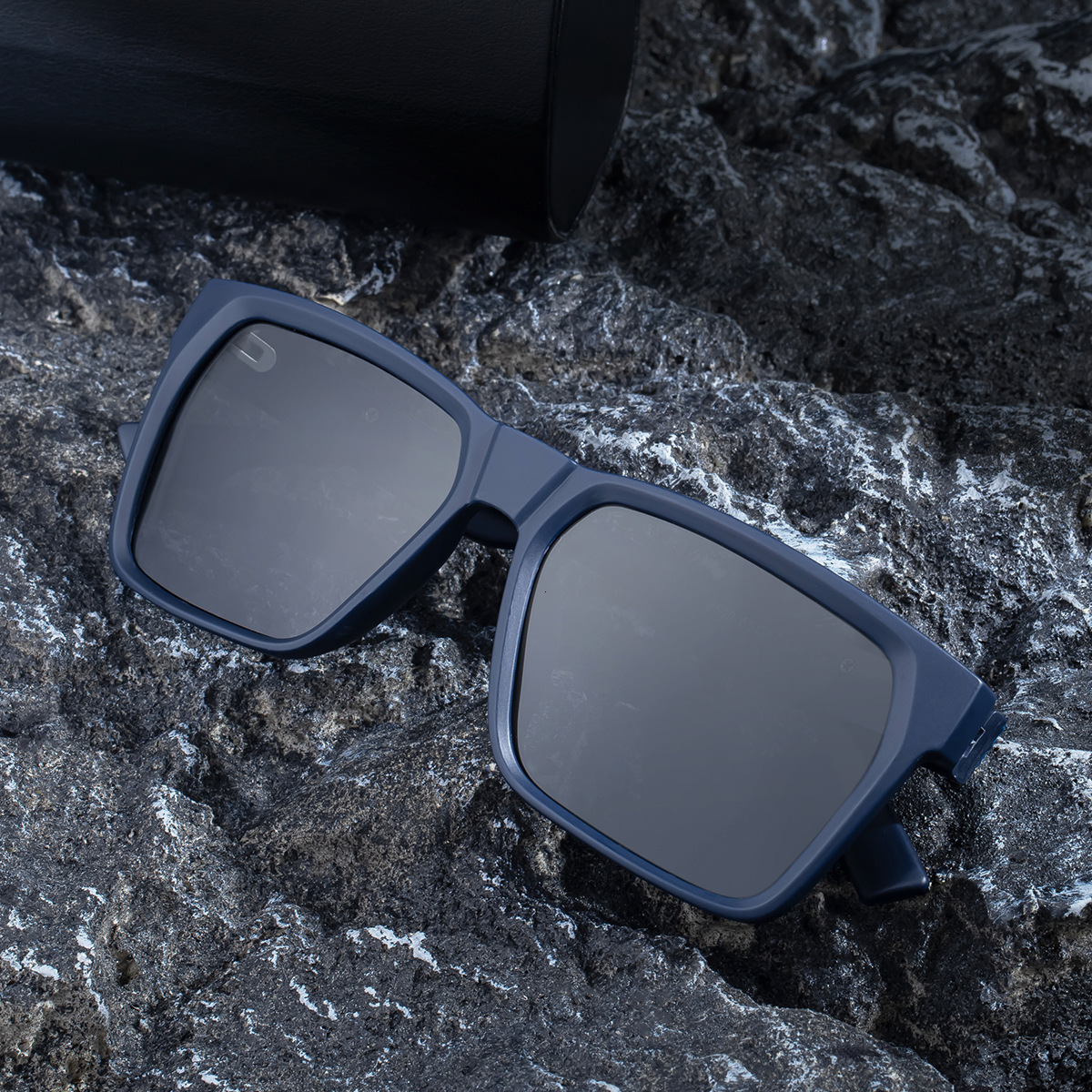 2026 New Fashion Square Frame Polarized Simple and Versatile Outdoor Sun Protection Sunglasses for Men,