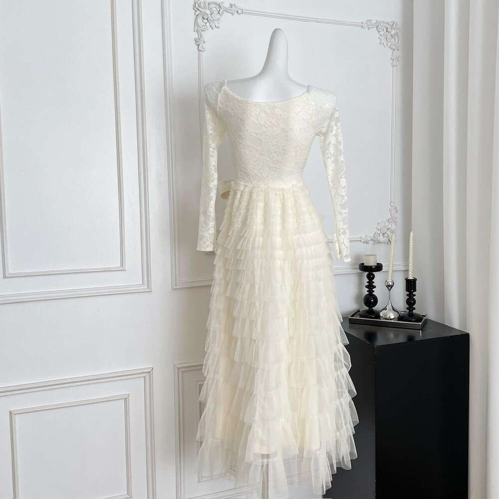 French a18 retro niche lace patchwork fluffy cake skirt dress with wool waistband added for autumn and winter slimming long style