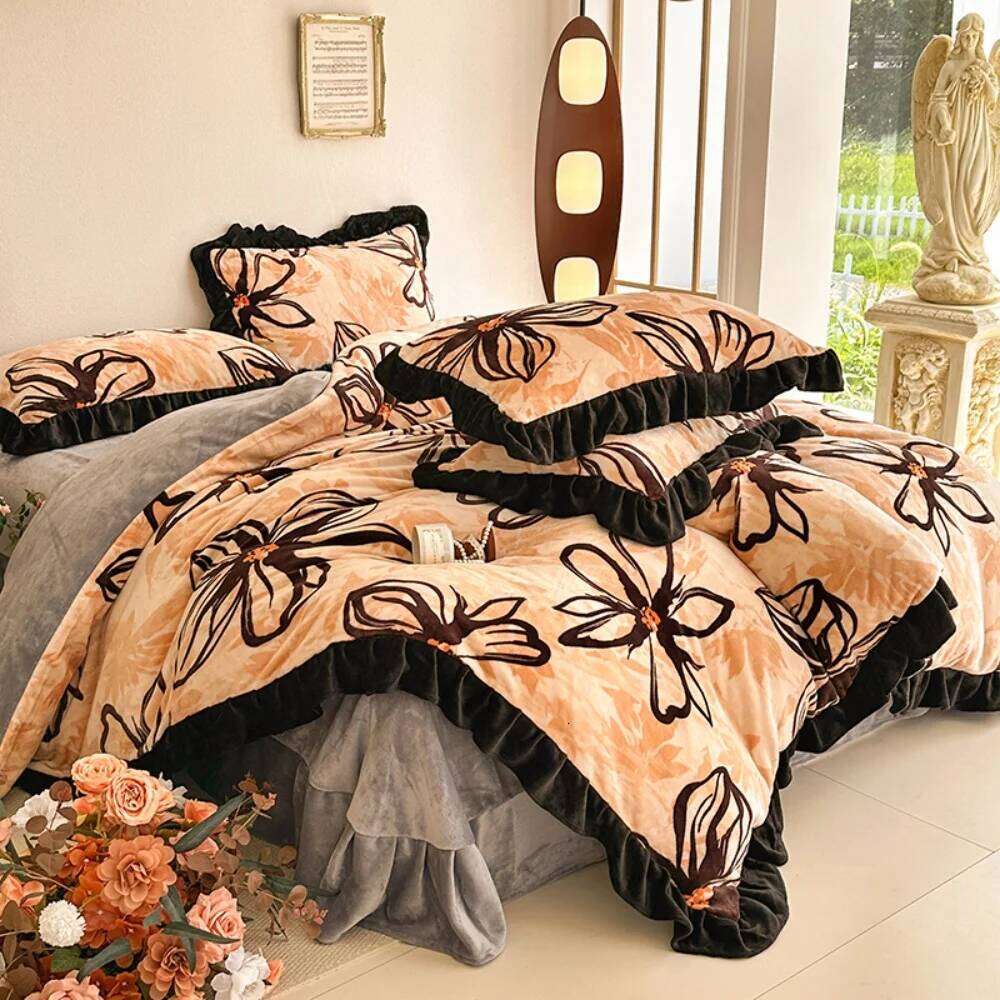 Double-Sided Milk Velvet Four-Piece French Style Skin Friendly Bedding Set Winter Warm Soft Quilt Cover Pillowcase Bed Sheet H260312 - view 6