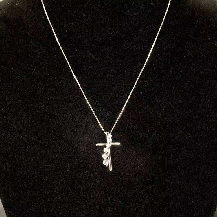 High Quality Rhodium Plated Solid S Sterling Sier Christian Jesus Box Chain Silicon Stone Cross Pendant Necklace