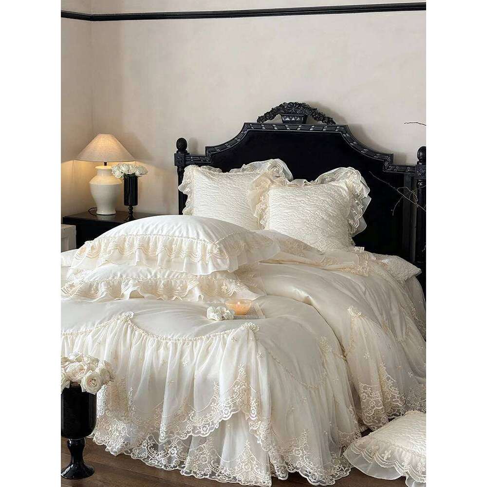 4Pcs French Princess Style 100% Romantic Long Stella Cotton Lace Duvet High-end Feeling Padded Thickened Bed Cover H260312