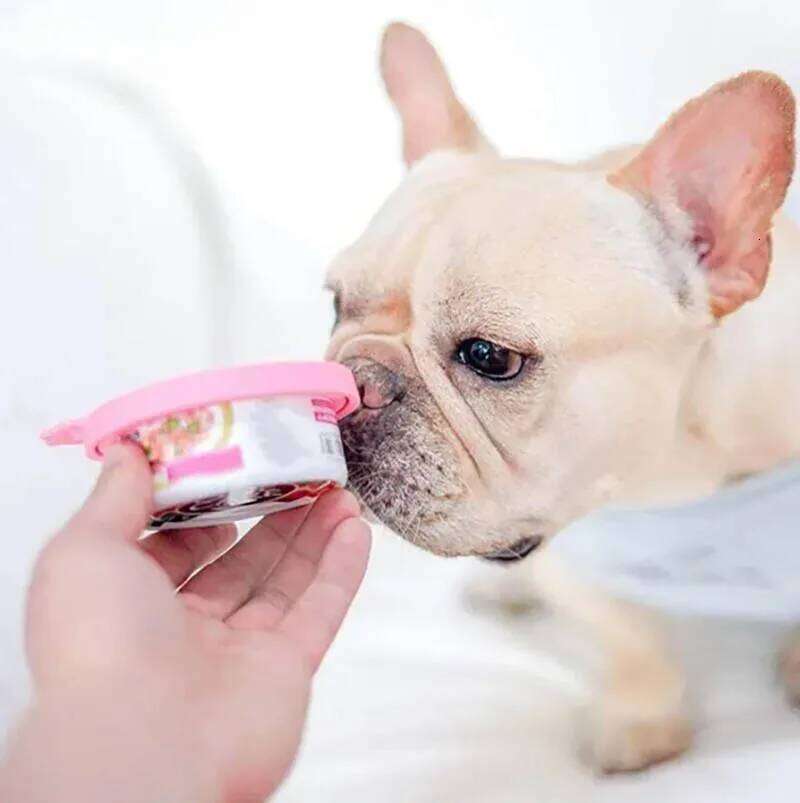 The reusable silicone pet jar lids are flexible hold their shape to fit most sized dog and cat jars, keeping food fresh. 26Y0312