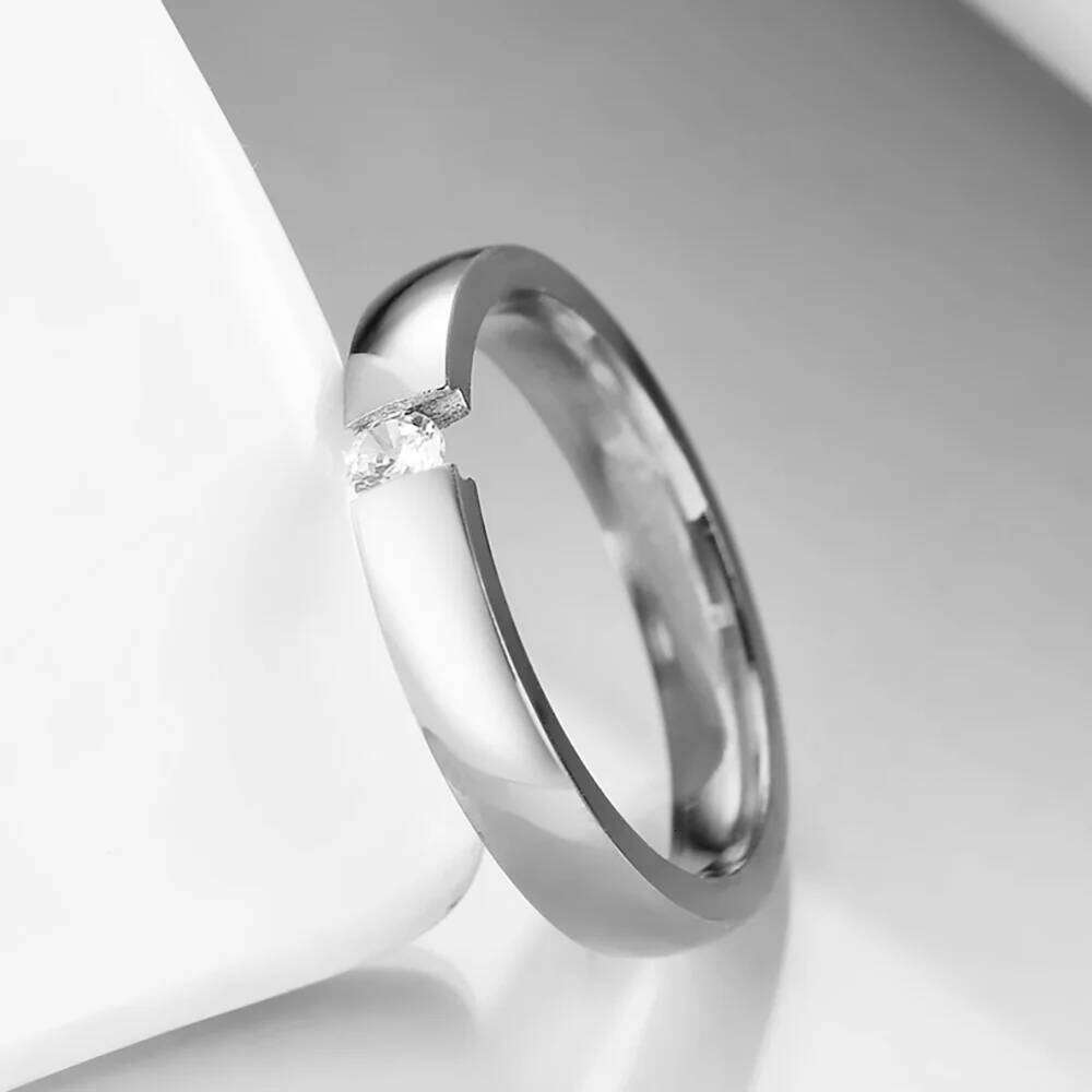 Fashion Solitaire Rings For Women 3mm Thin Stainless Steel Engagement Ring Ladies AAA CZ Stones Wedding Party Jewelry Bands H260312