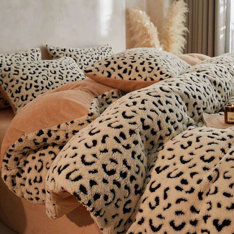 2025 autumn and new jacquard sheep milk fleece four-piece set winter thickened quilt cover bed fitted sheet H260312