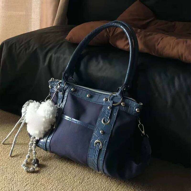 Hot Girl Retro Handbag Y K Harajuku Fashion Patchwork Shoulder High End Niche Women S Underarm Riveted Motorcycle Bag XIU LAI SI