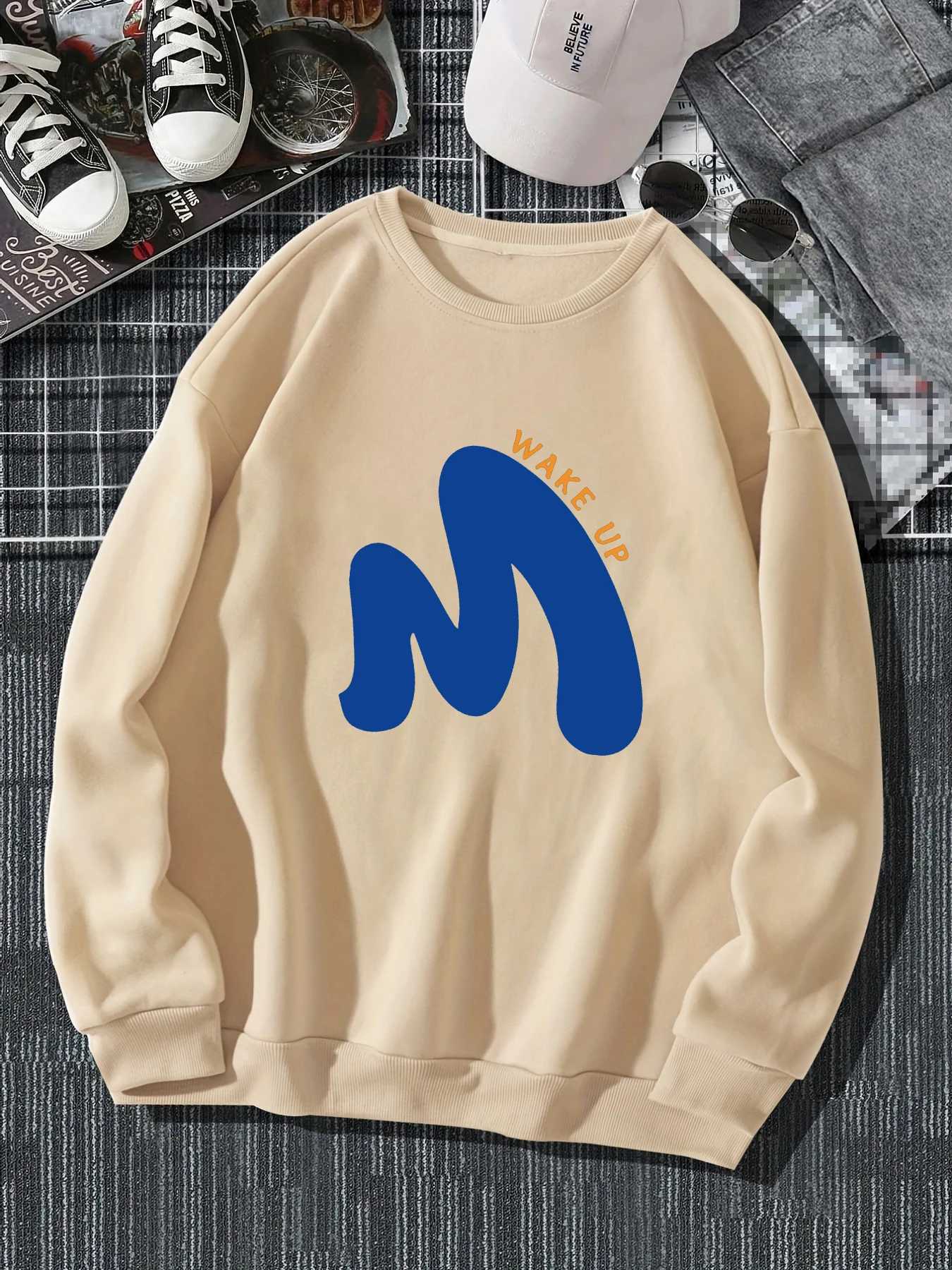 Mens autumn and winter fashionable casual loose M WAKE UP letter graphic printed long sleeved round neck sweatshirt M260312